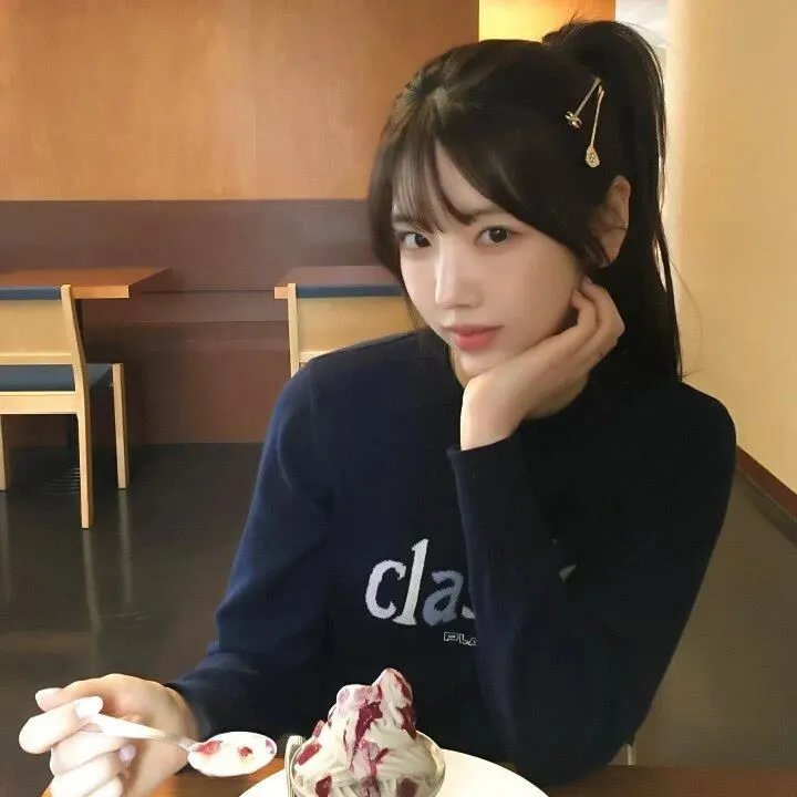 美女来了